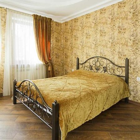 Apartment In Deribasovskay Street 20 Odessa Buitenkant foto