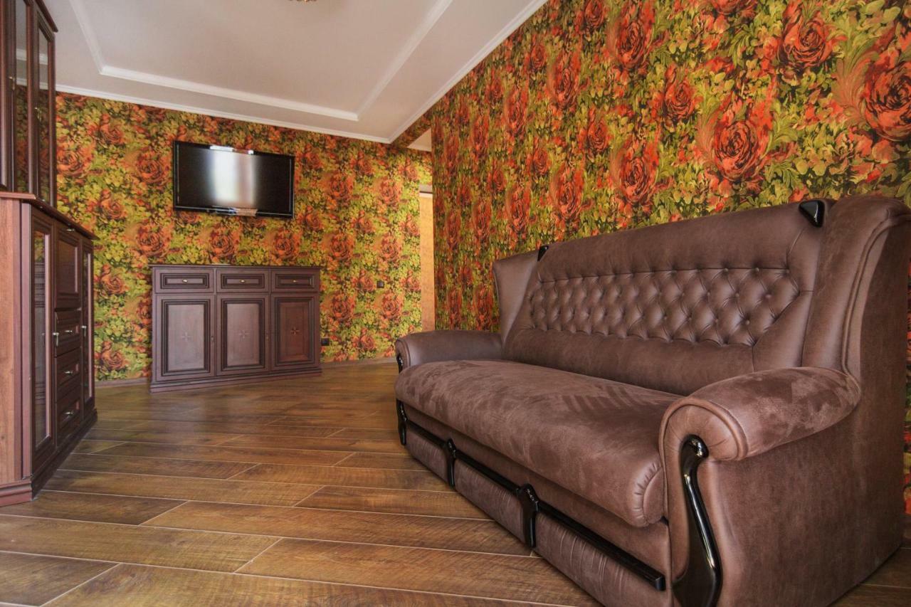 Apartment In Deribasovskay Street 20 Odessa Buitenkant foto